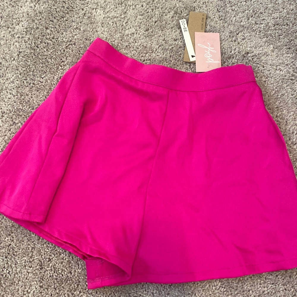 Pink shorts